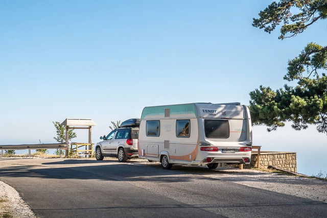 Zuladung Wohnwagen: Das zulässige Gesamtgewicht beim Caravan