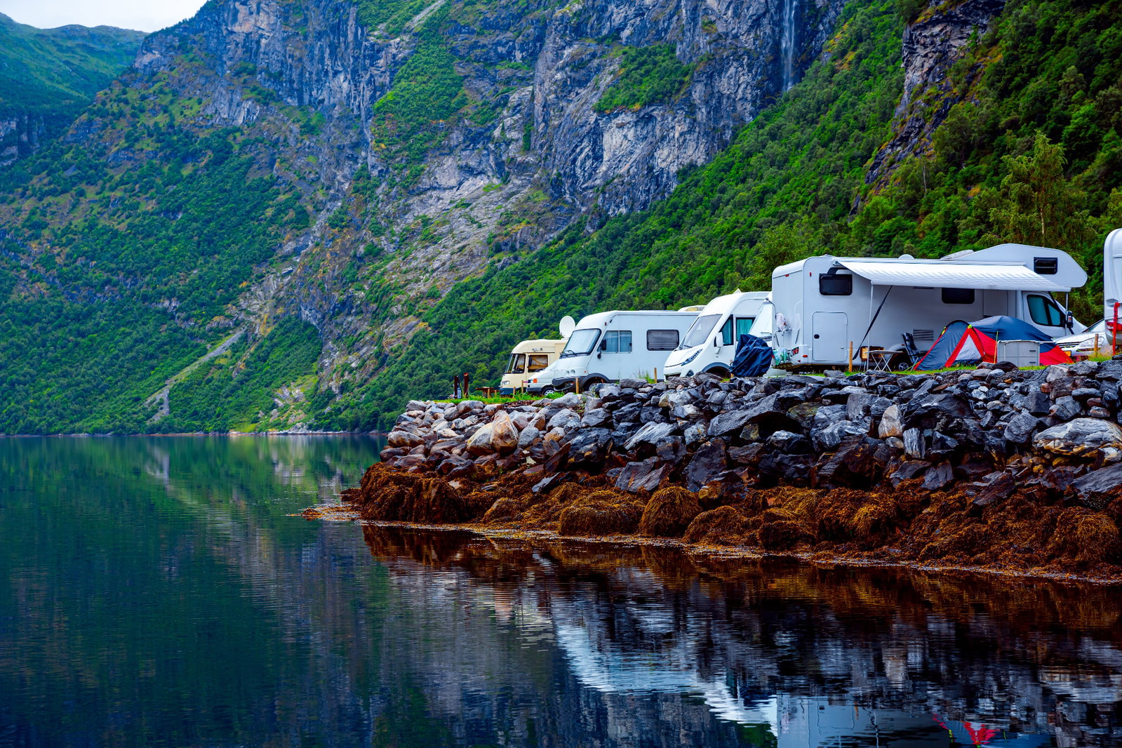 Welcher Campertyp bist du ‒ Vanlifer, Dauercamper oder Wohnmobilist?