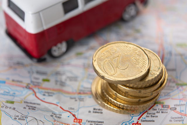 Camping mit kleinem Budget: So sparst du auf deiner Reise bares Geld!