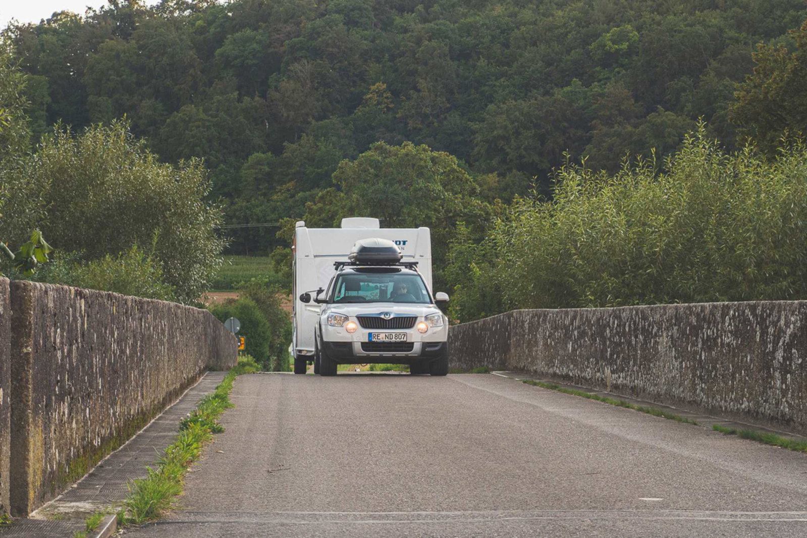 Anhängerführerschein – für Wohnwagen-Gespanne wirklich nötig?