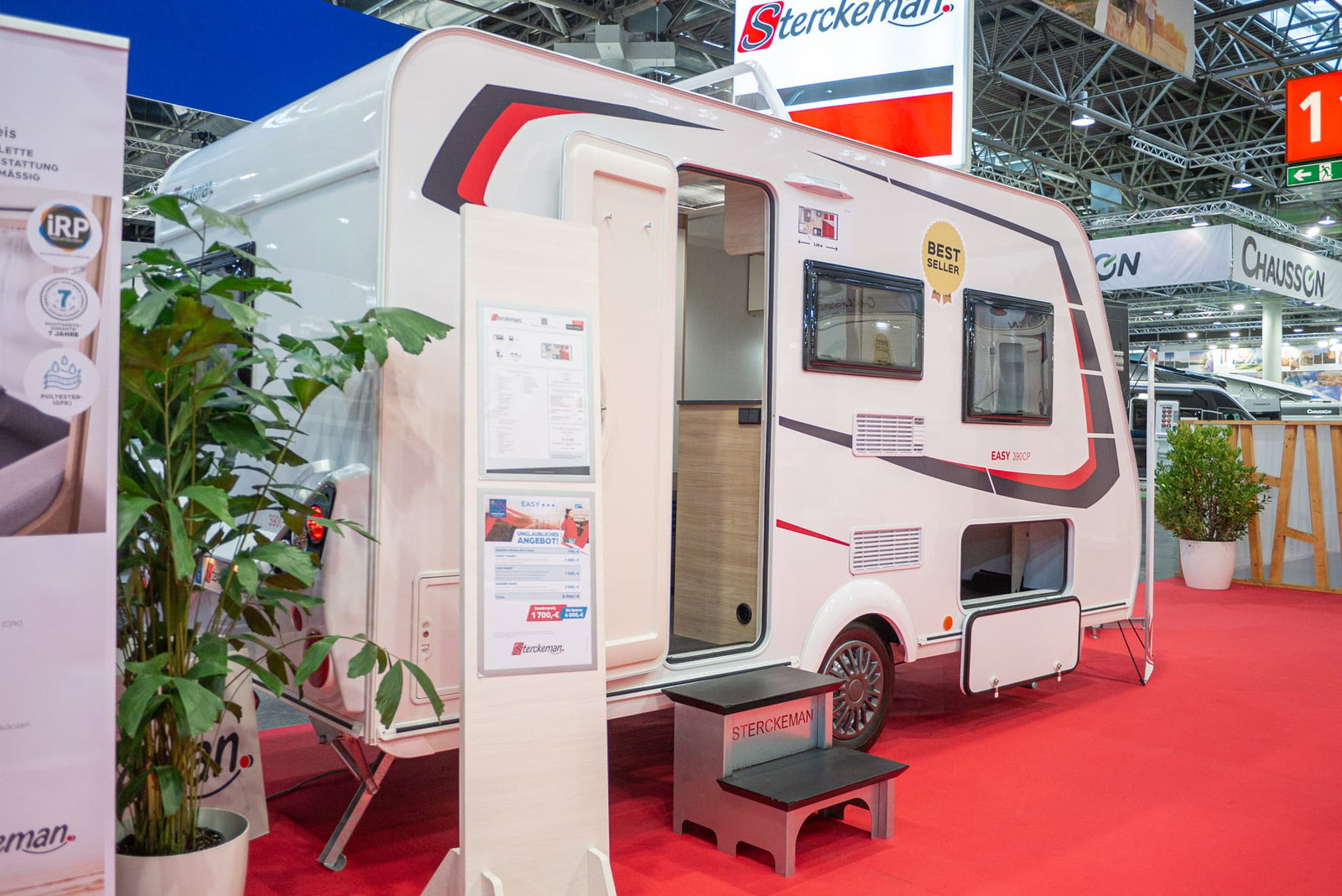 Sterckeman Easy 390 CP (2024): Mini-Wohnwagen mit Küche und Bad für vier Personen - mit 360°-Tour!