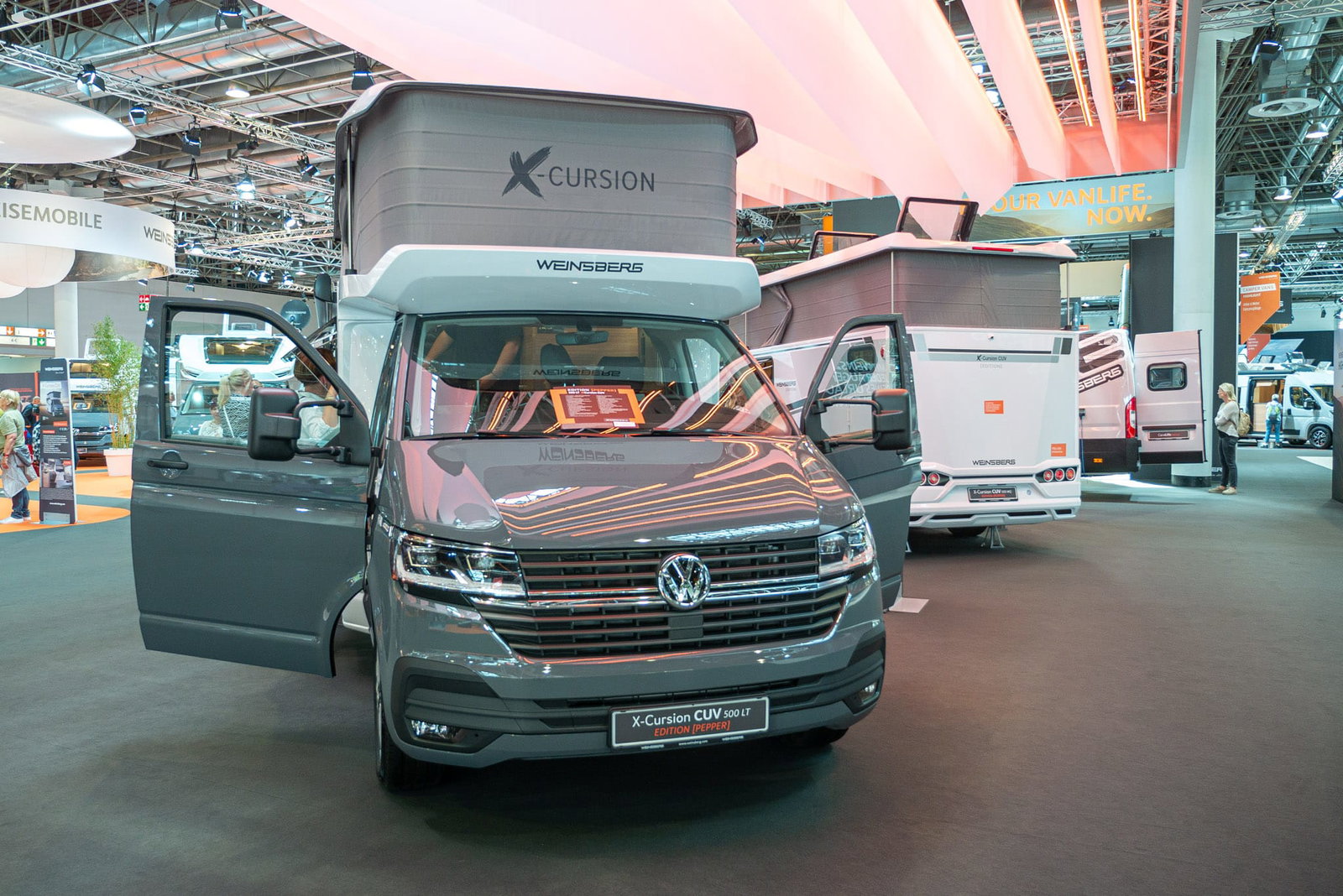 Weinsberg X-Cursion CUV 500 LT (2024): teilintegriertes Wohnmobil auf Bulli-Basis mit elektrischem Hubdach - mit 360°-Tour!