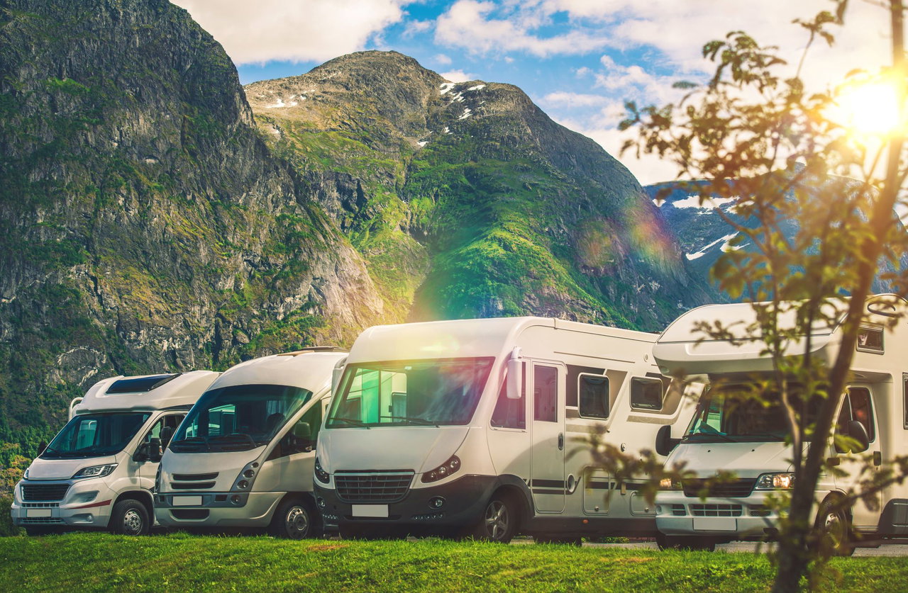 Wohnmobile Campingfahrzeuge Caravaning Berge