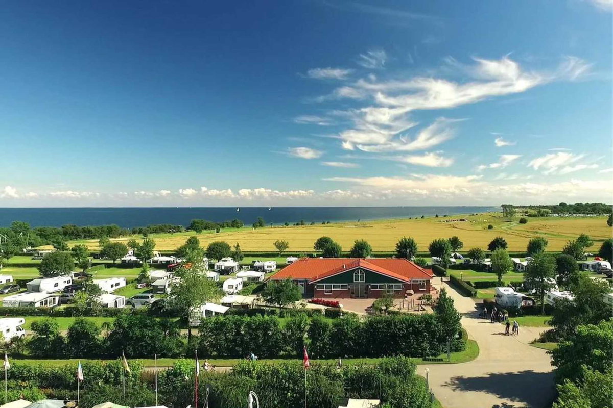 Wohnwagen auf Campingplatz Mieten - Rosenfleder Strand