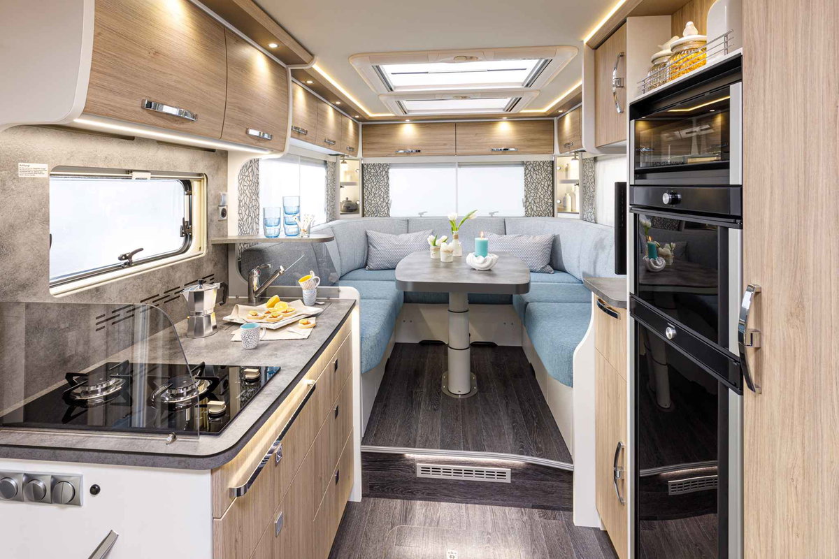 Wohnmobile mit Hecksitzgruppe - Frankia F-Line I740 Plus