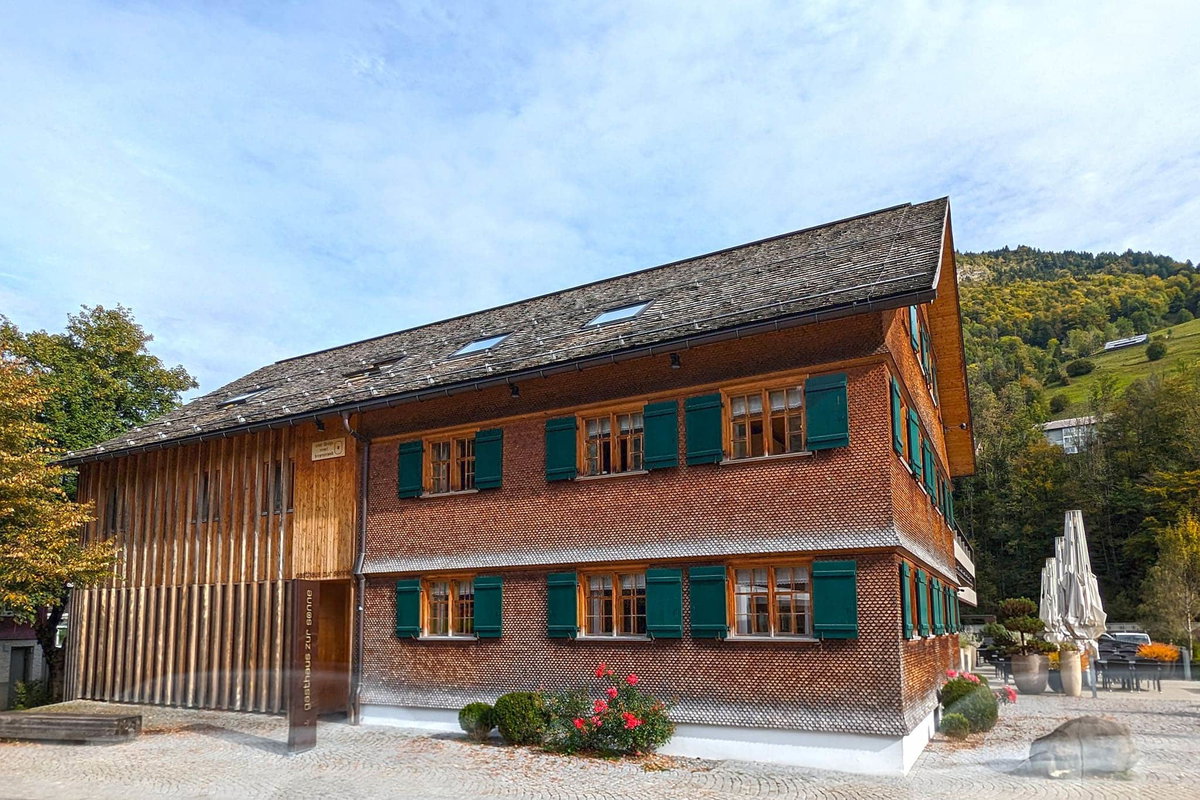 Haus mit altem und neuem Teil