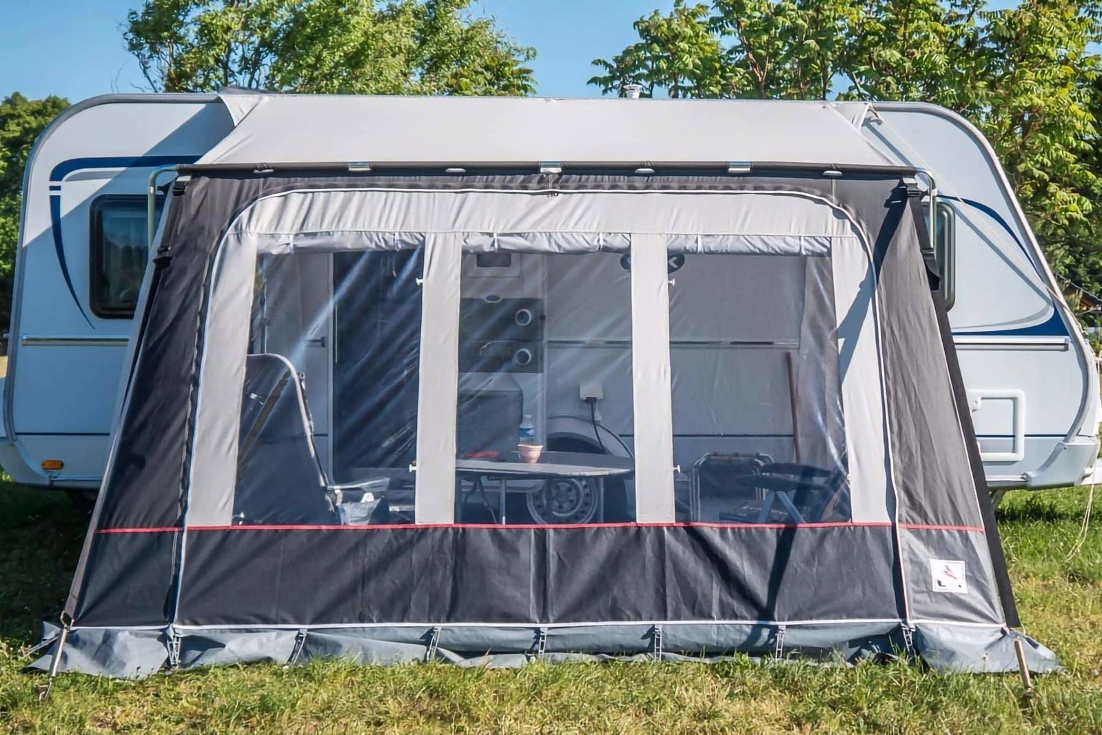 Markise und Vorzelt richtig sichern - Damit auch bei Unwetter alles sitzt!