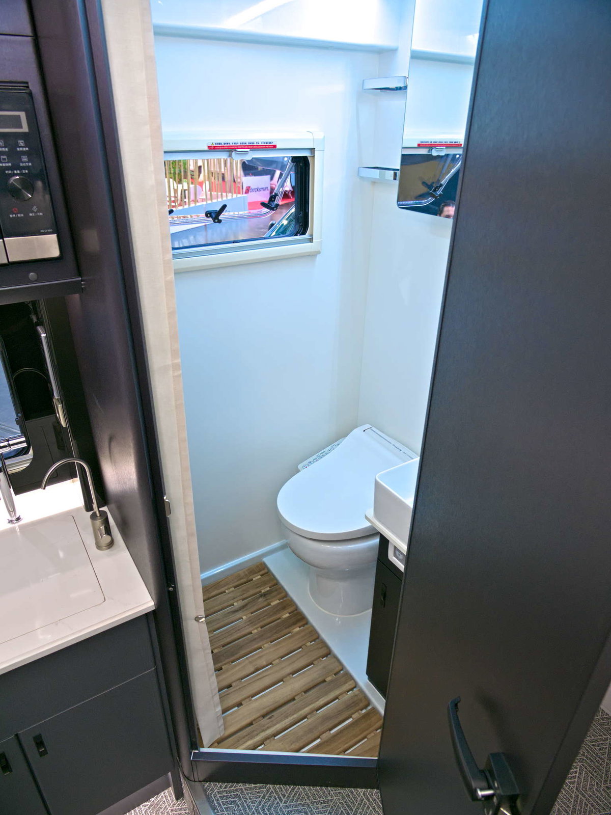 Deddle RV EASY TOUR E-MAX - Bad Caravan Salon 2024