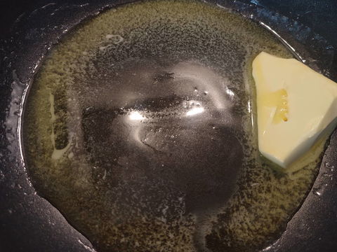 Selbstgemachter Pizzateig für den Campinggrill