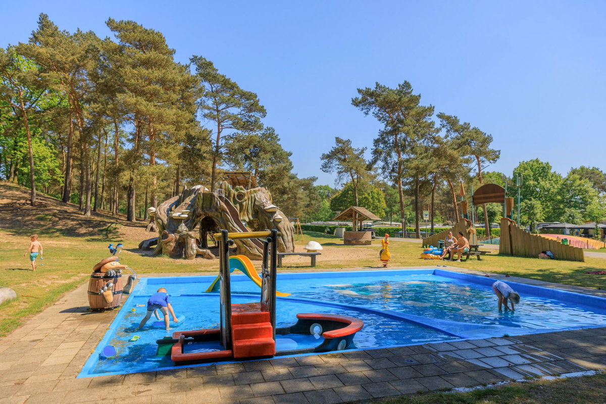 Ardoer Camping De Heldense Bossen