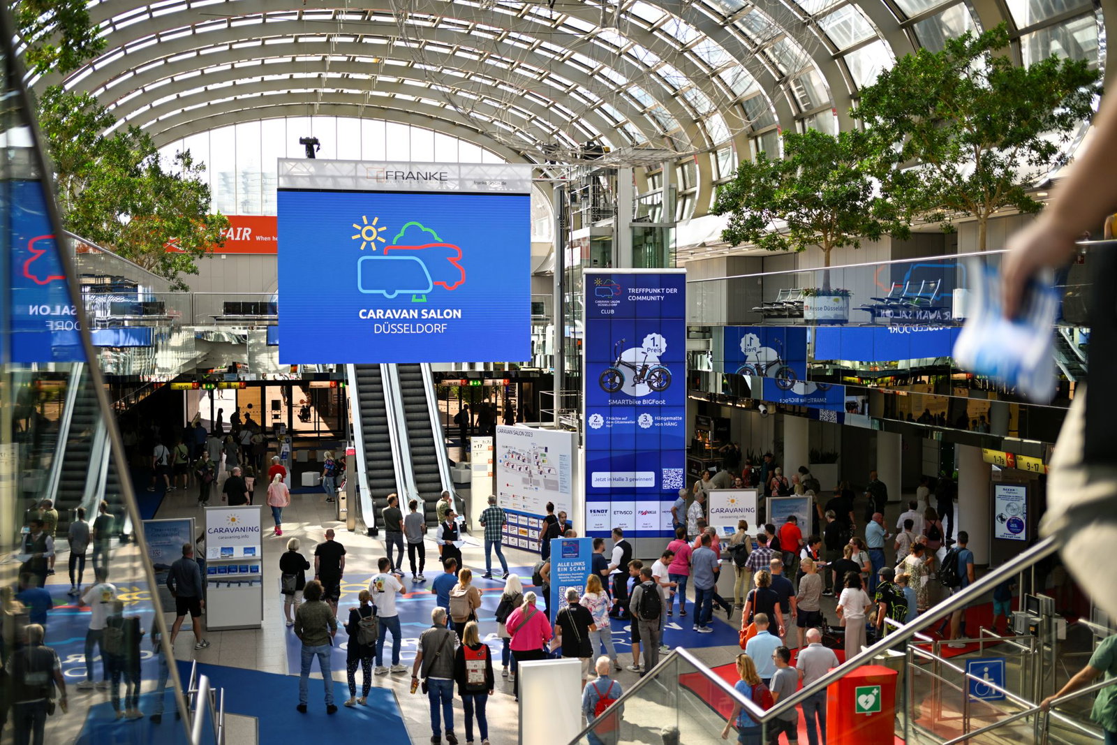 Caravan Salon Düsseldorf 2025: Anreise und Unterkunft in der Nähe der größten Camping-Messe