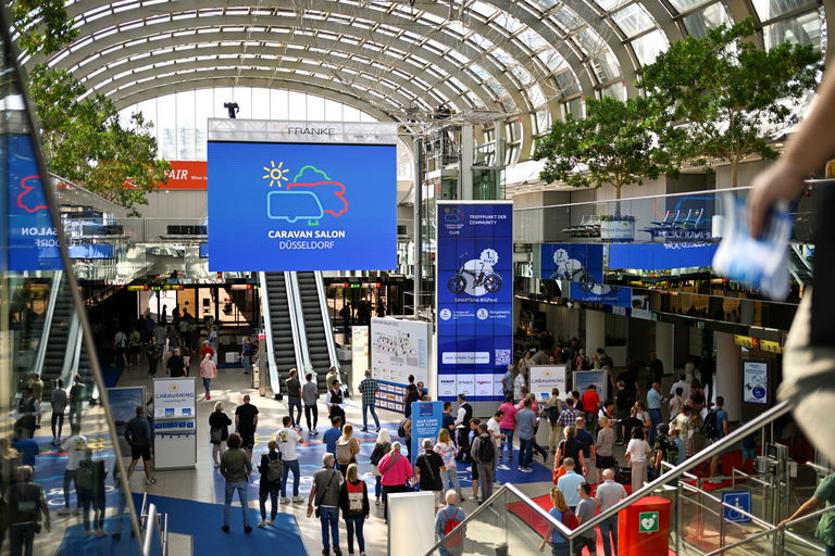 Caravan Salon Düsseldorf 2025: Anreise und Unterkunft in der Nähe der größten Camping-Messe