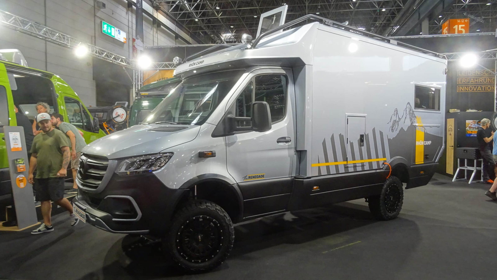 Neuheiten Caravan Salon 2024: Rhön Camp Renegade 4x4 - teilintegriertes Wohnmobil mit Luxus-Ausstattung