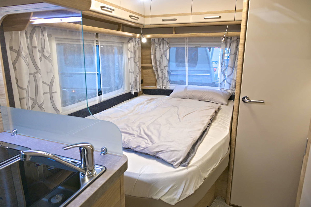 Fendt Bianco Activ 495 SFE (2025) Bett Caravan Salon 2024