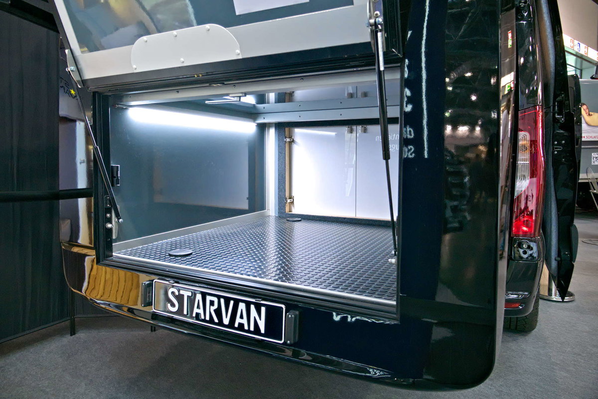 StarVan Cuiser 2025 Heckgarage Caravan Salon 2024