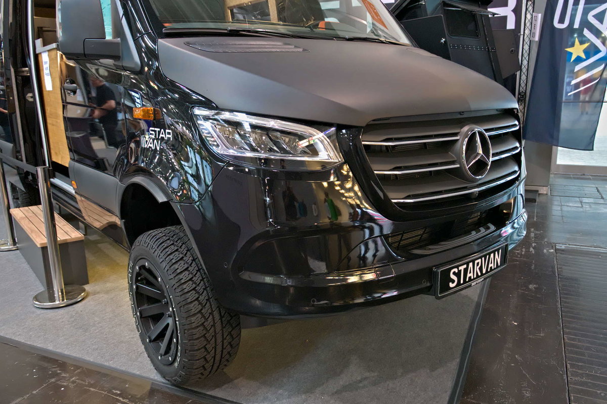 StarVan Rebel 4x4 2025 Außenansicht Caravan Salon 2024