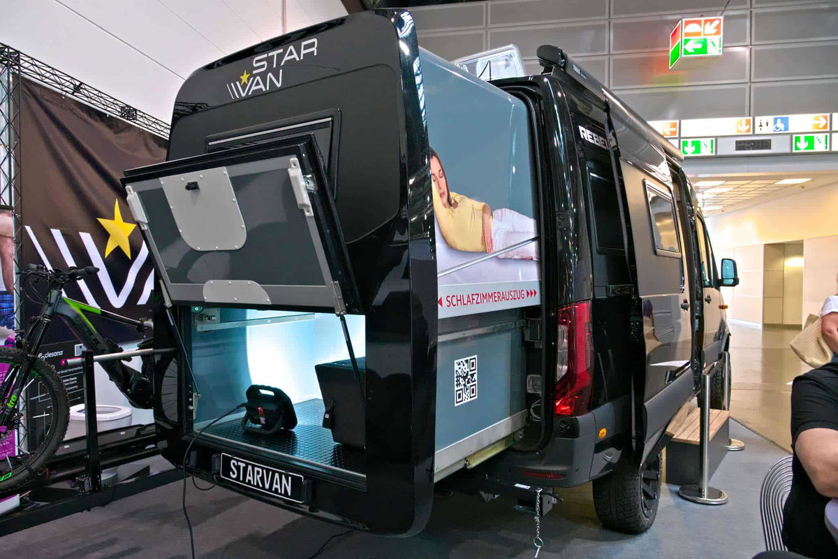 StarVan Rebel 4x4 2025 Slide-Out Caravan Salon 2024