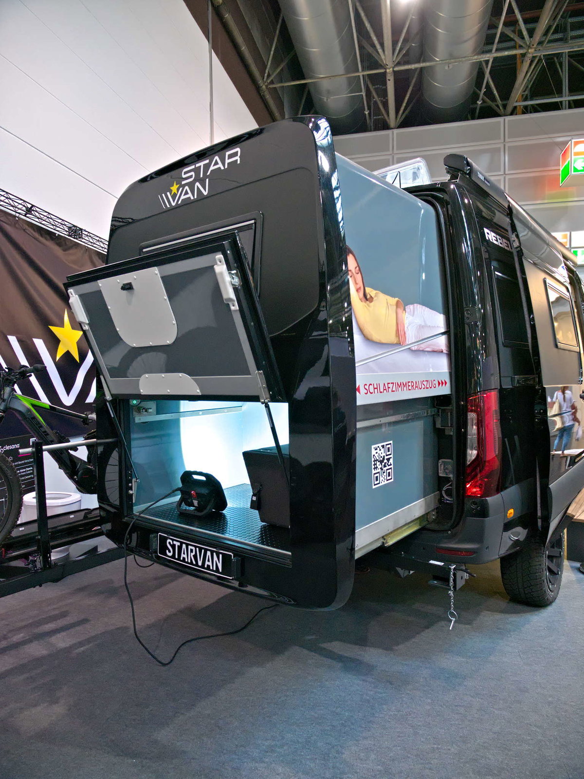 StarVan Rebel 4x4 2025 Slide-Out Caravan Salon 2024
