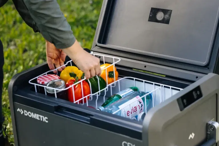 Neue Dometic CFX5-Kühlboxen: Mehr Leistung, weniger Energieverbrauch