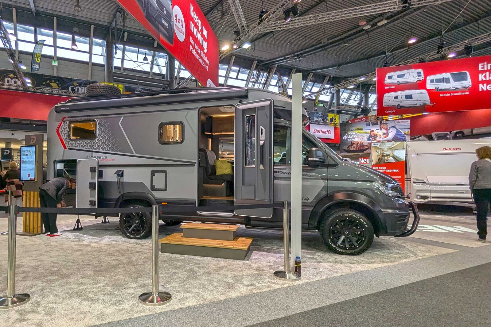 Bereit fürs Gelände und Leben unterwegs: Dethleffs Globebus Performance 4x4 First Edition (2025)