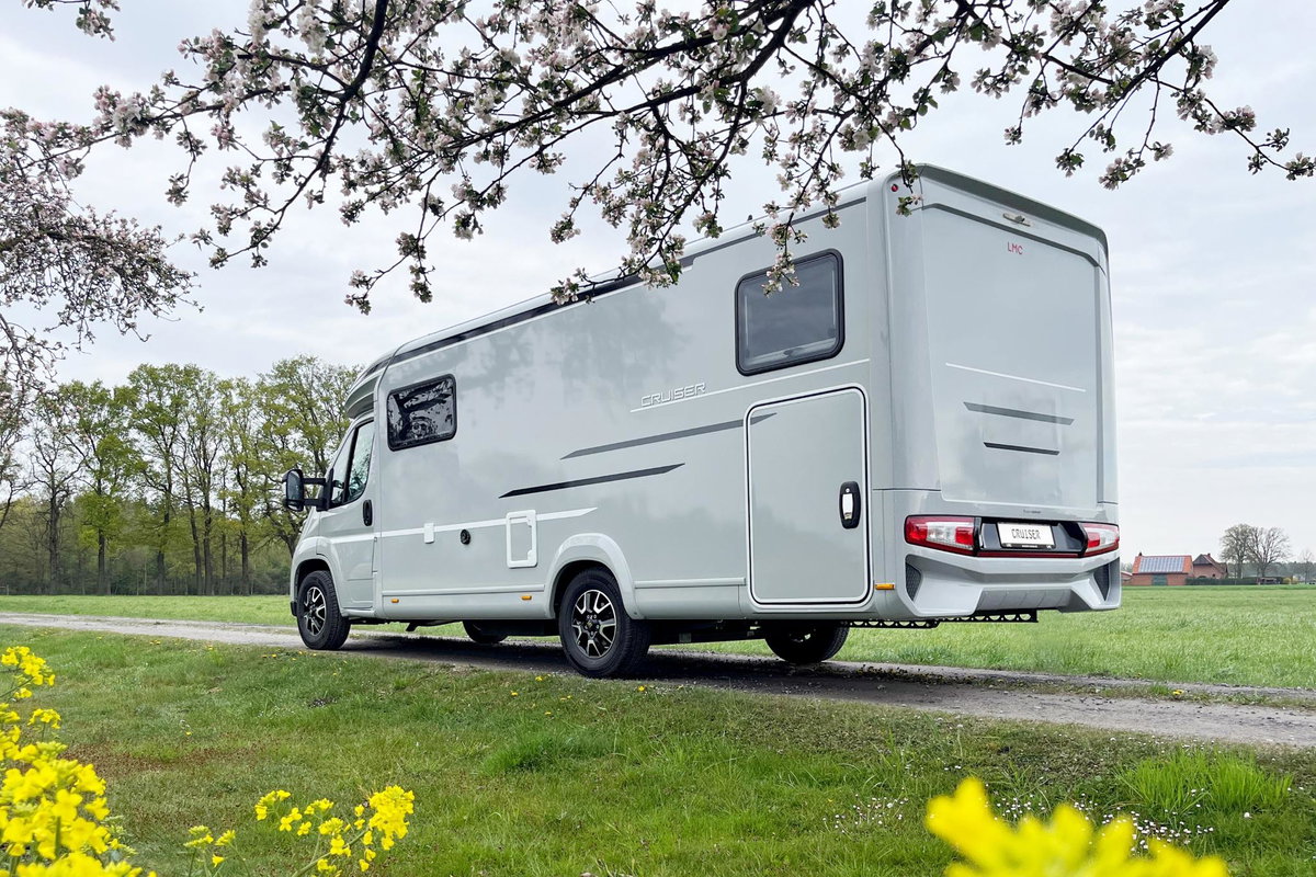 LMC Cruiser T740EL (2026) - Außenansicht von hinten