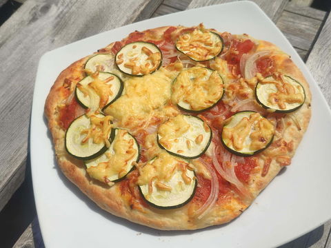 Camping Pfannenpizza