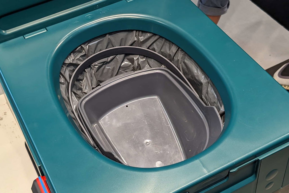 Clesana X1 auf dem Caravan Salon 2025 - Flüssigkeitseinsatz für Urin