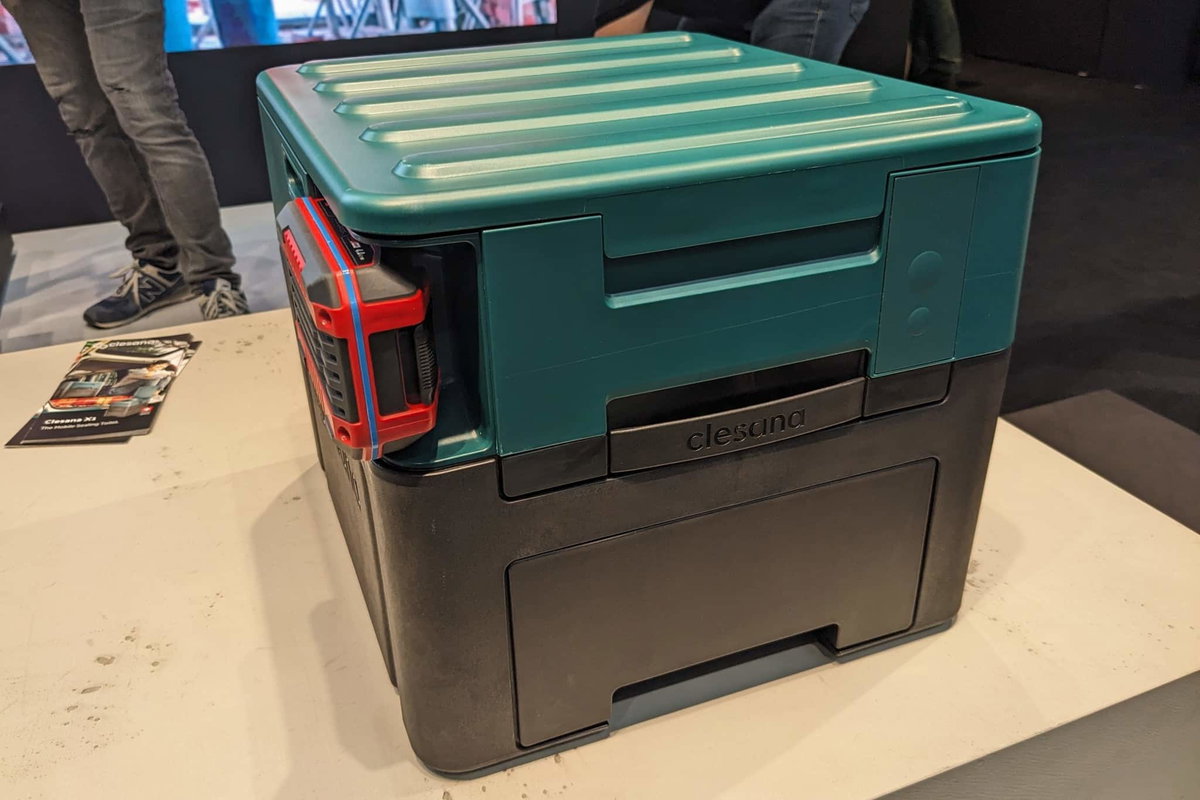 Clesana X1 auf dem Caravan Salon 2025 - geschlossen