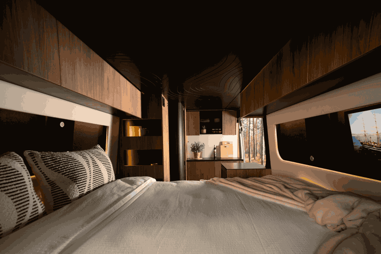 Günstiges China-Wohnmobil mit Luxus-Ausbau – Cíclope Camper bringt Maxus Deliver 9 auf neues Level