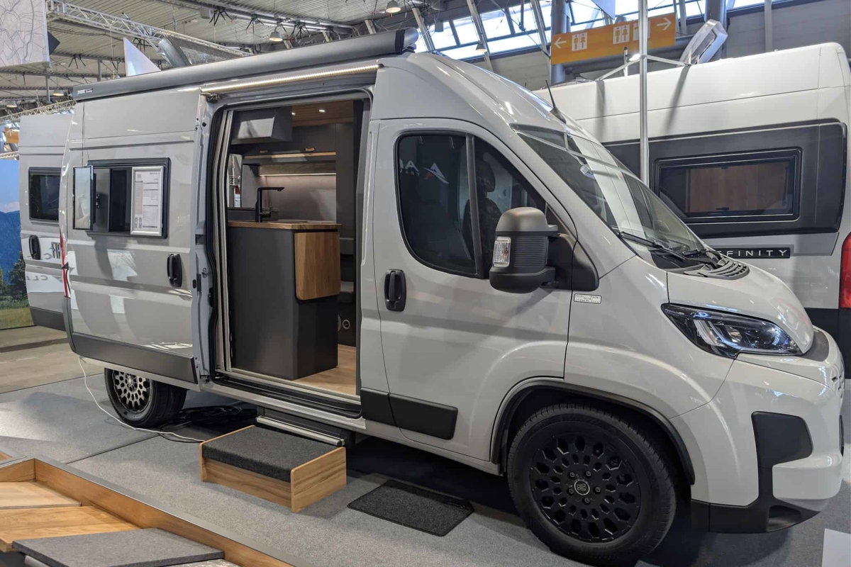 Affinity Freedo 541 LT auf der CMT 2026 - Außenansicht