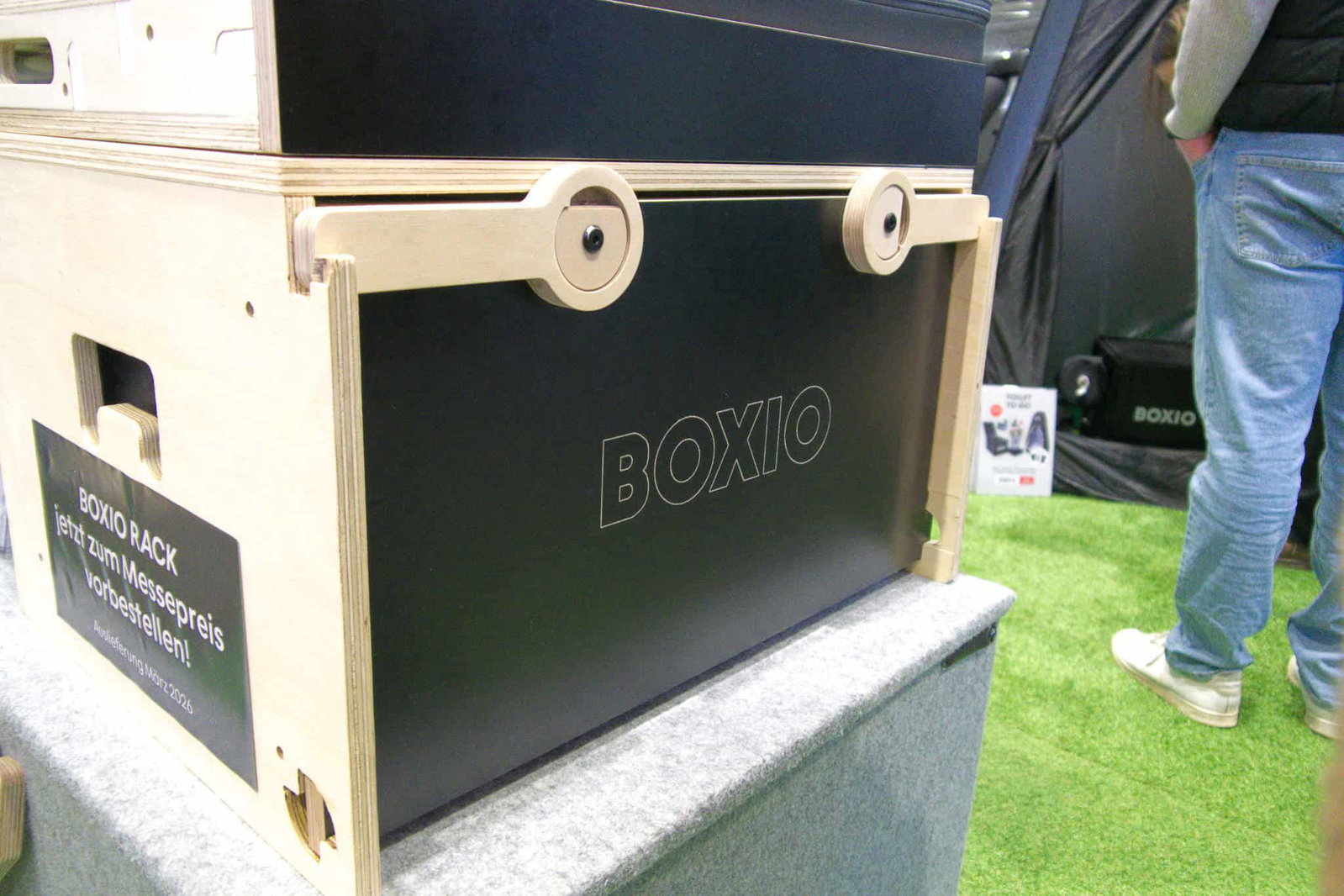 Kein Bohren, kein Schleppen: Warum das neue BOXIO Rack-System das Vanlife verändert