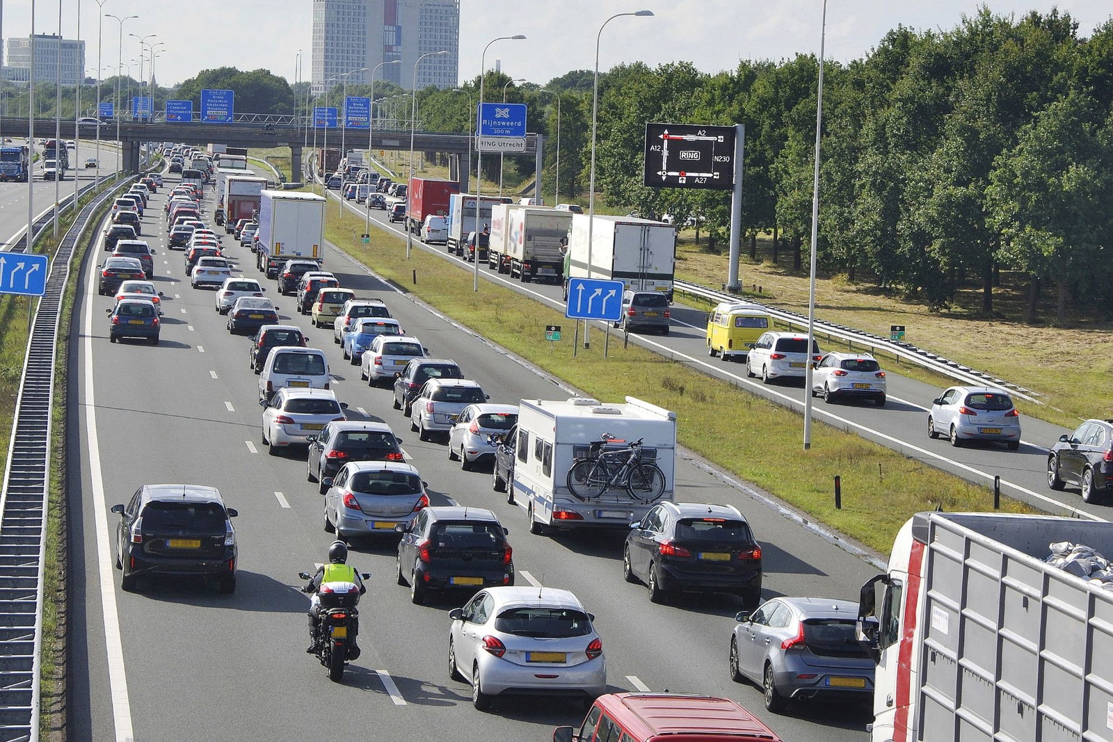 Maut in den Niederlanden 2026: Für welche Fahrzeuge gilt die neue Maut?
