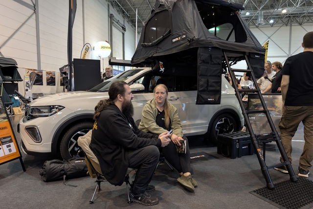 Caravan Salon live: Fliegengewicht-Dachzelt für Klein(st)wagen – Tentbox will den deutschen Markt erobern
