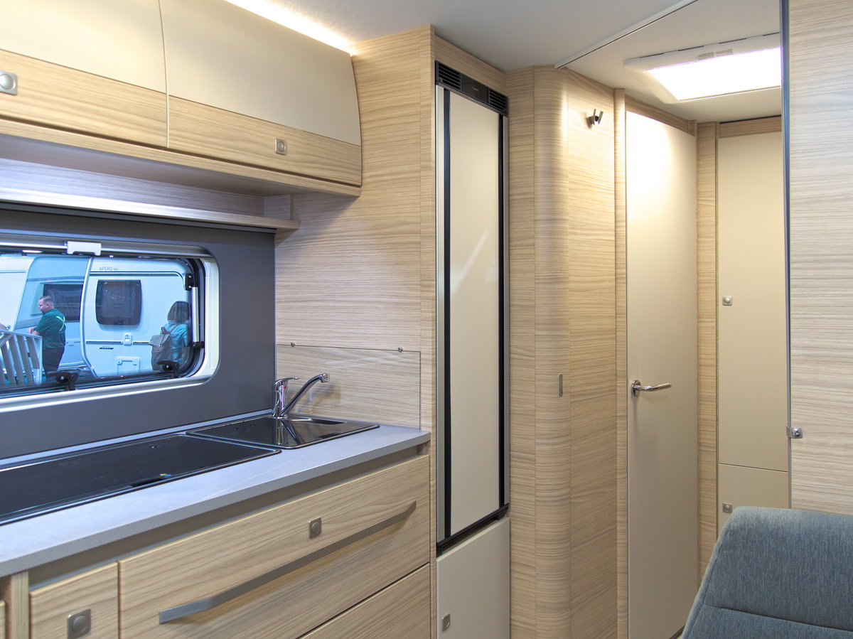 Fendt Bianco Activ 560 SKM (2027) auf dem Caravan Salon 2026: Innenansicht.