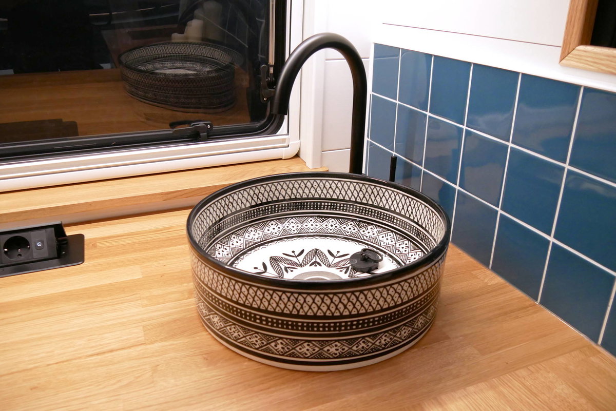 FidiBus (2027): Waschbecken