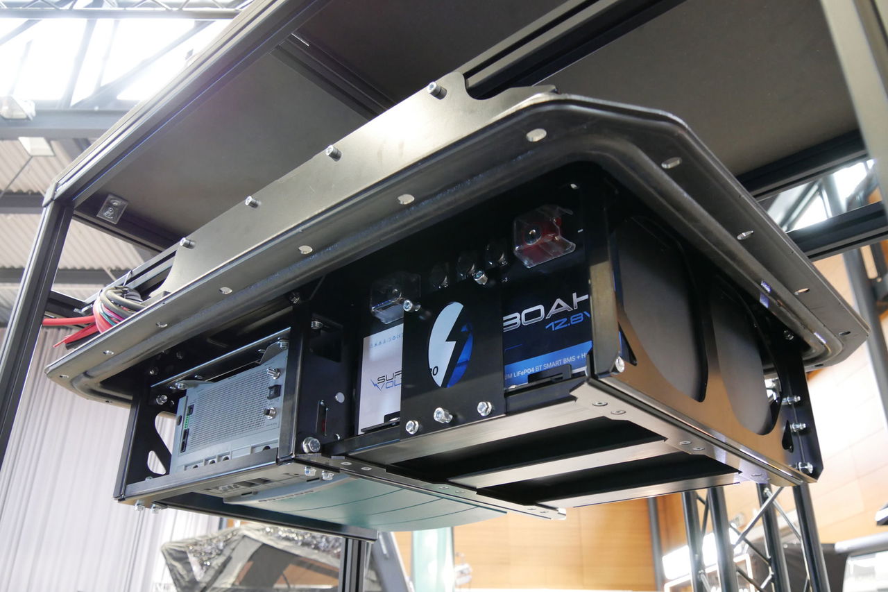 Juicetray: Dieser Träger versteckt deine Stromversorgung unterm Wohnmobil