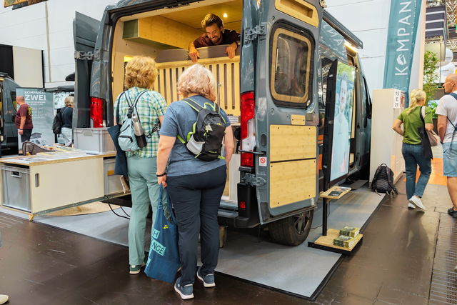 Caravan Salon live: Das wunderschöne Kompanja-Design gibt es jetzt auch "in groß" 
