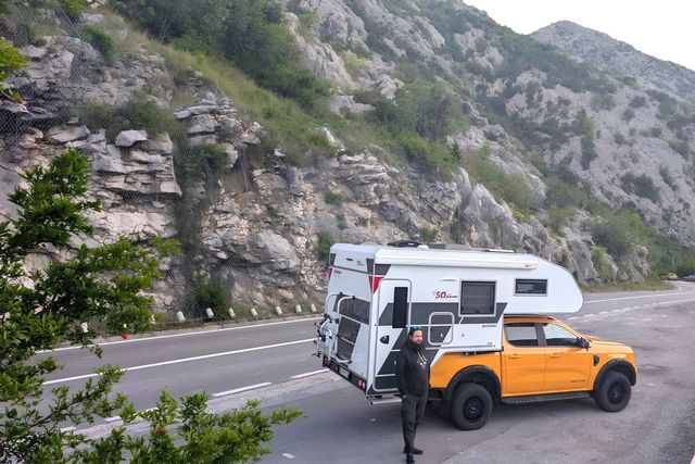 Pick-up statt Wohnmobil: Wie eine Manufaktur seit 50 Jahren Kabinen für Offroad-Camper baut